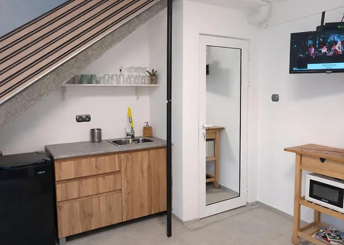 Wendy House - Central Sofia - 3Brdr - Private Courtyard - 5 Min To Vitosha Blvd